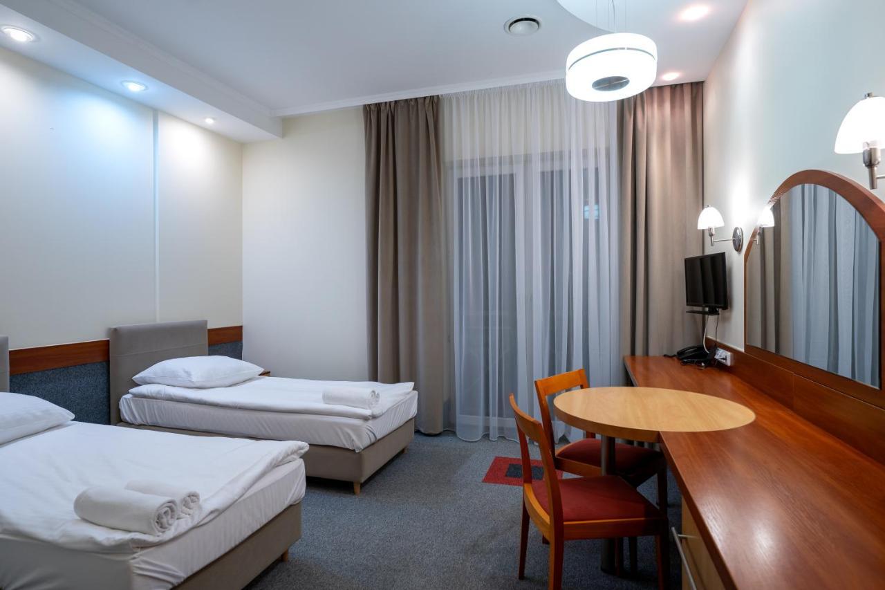 Hotel Lord Gorlice Dış mekan fotoğraf
