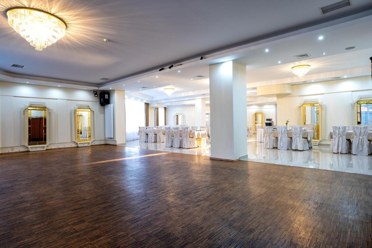 Hotel Lord Gorlice Dış mekan fotoğraf